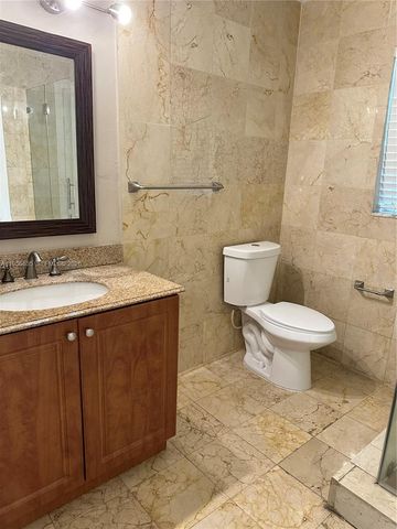 10805 SW 165th Ter, Miami, FL 33157