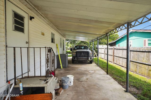 5406 Sydney Street, Port Orange, FL 32127