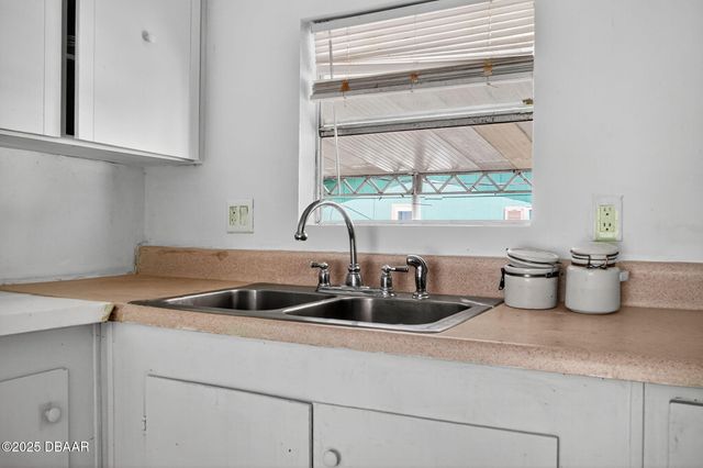 5406 Sydney Street, Port Orange, FL 32127