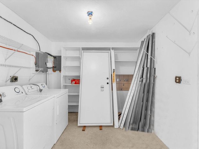 3310 NW 43rd Avenue, Lauderdale Lakes, FL 33319