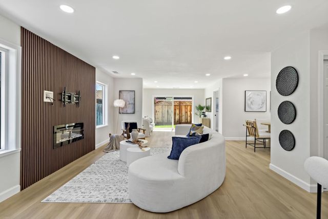 1304 Antwerp Lane, San Jose, CA 95118