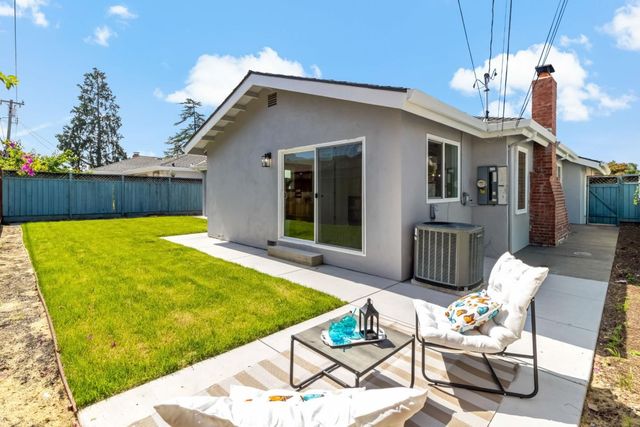 1304 Antwerp Lane, San Jose, CA 95118