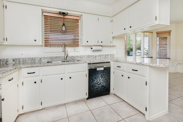 26 Highland Drive, Ransom Canyon, TX 79366