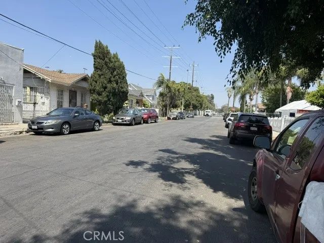 300 E 42nd Place, Los Angeles, CA 90011