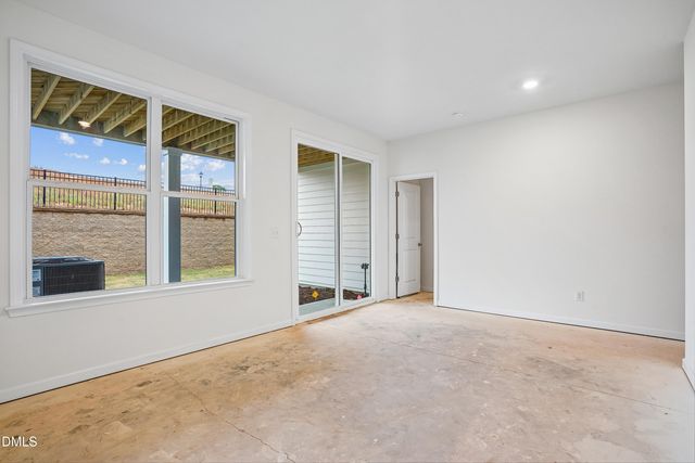 9 E Tiger Lily Trail 52, Clayton, NC 27527