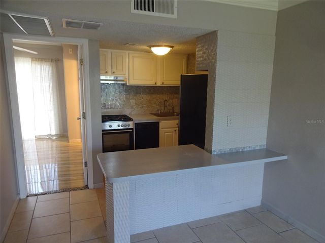 123 BLUE POINT WAY 100, Altamonte Springs, FL 32701