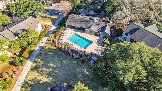 1824 Belle Chez, Mount Pleasant, SC 29464