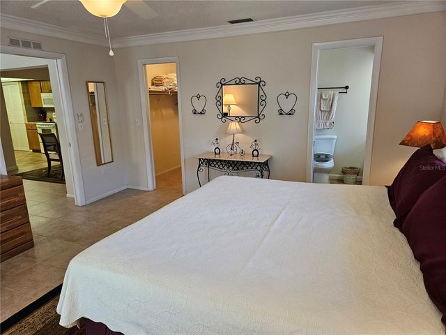 492 E SHADE DRIVE, Venice, FL 34293