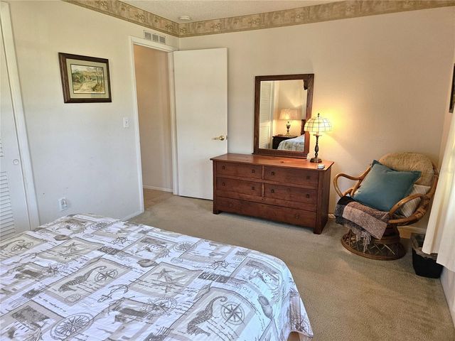 492 E SHADE DRIVE, Venice, FL 34293