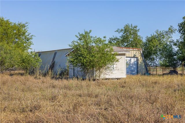 15350 San Marcos Highway, Martindale, TX 78655