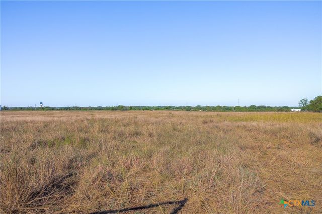 15350 San Marcos Highway, Martindale, TX 78655