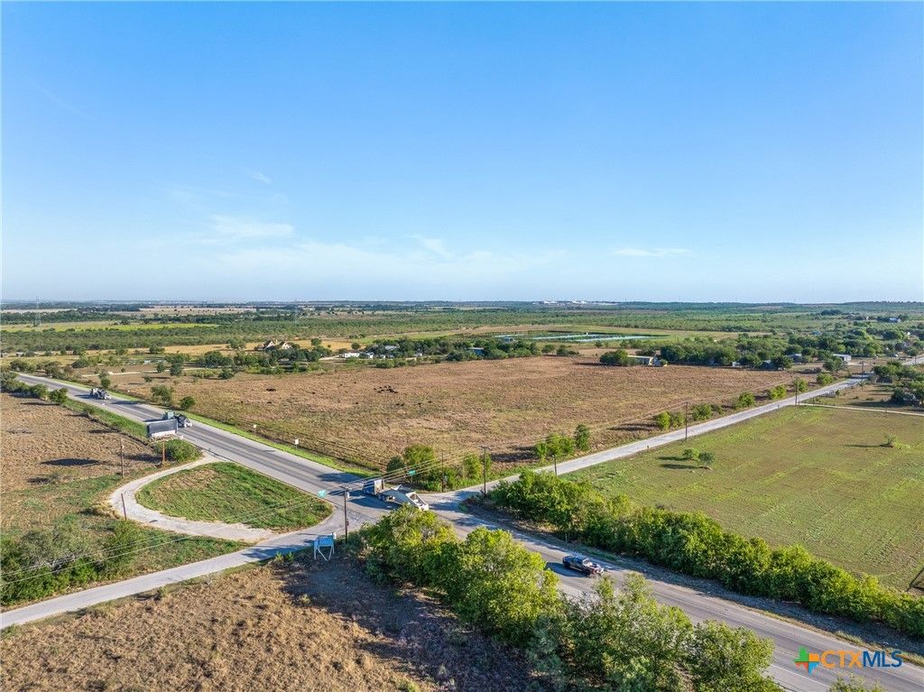 15350 San Marcos Highway, Martindale, TX 78655