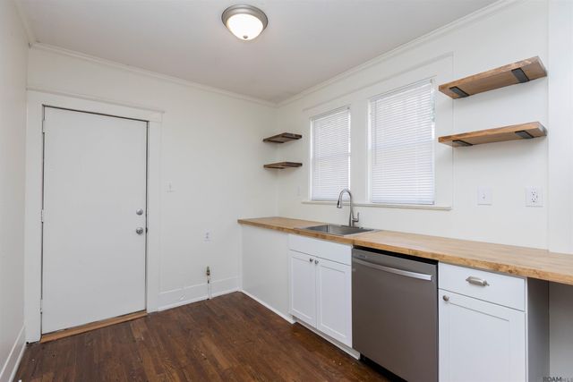 440 West Dr, Baton Rouge, LA 70806