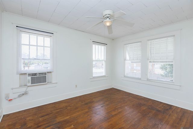 440 West Dr, Baton Rouge, LA 70806