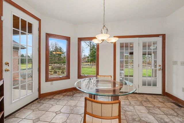 42 Shepherds Run Drive, Hamilton Twp, OH 45140