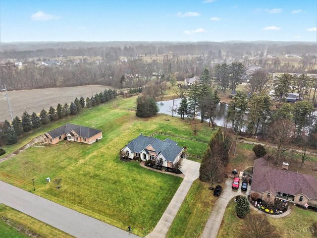 42 Shepherds Run Drive, Hamilton Twp, OH 45140