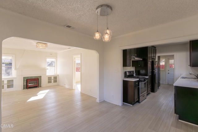 927 N Catalina Avenue, Pasadena, CA 91104