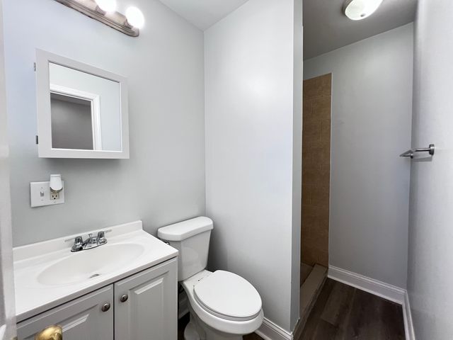 2548 W 71st Street 1F, Chicago, IL 60629