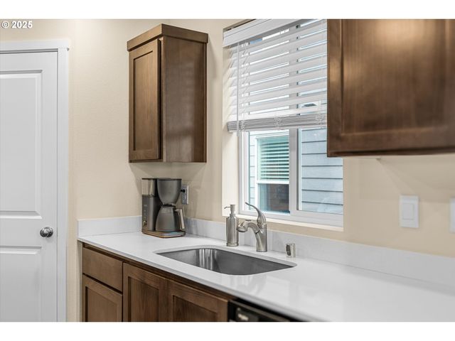 1025 Nw 174TH St, Ridgefield, WA 98642