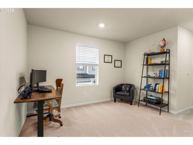 1025 Nw 174TH St, Ridgefield, WA 98642