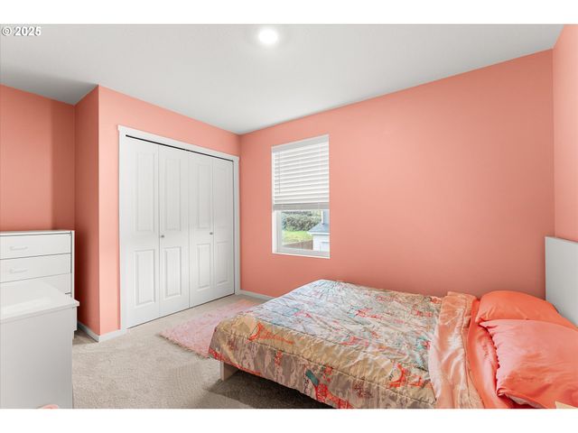 1025 Nw 174TH St, Ridgefield, WA 98642