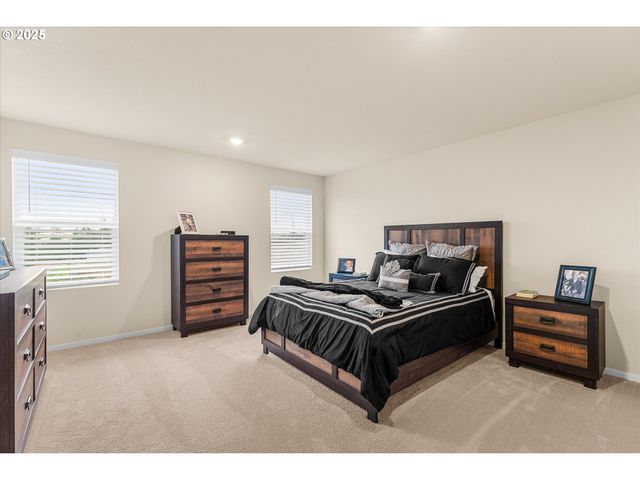 1025 Nw 174TH St, Ridgefield, WA 98642