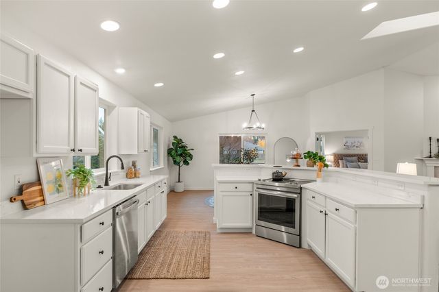 7008 Southwick Court SW, Olympia, WA 98512