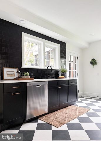172 SPRINGDALE RD, York, PA 17403
