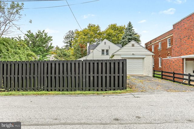 172 SPRINGDALE RD, York, PA 17403