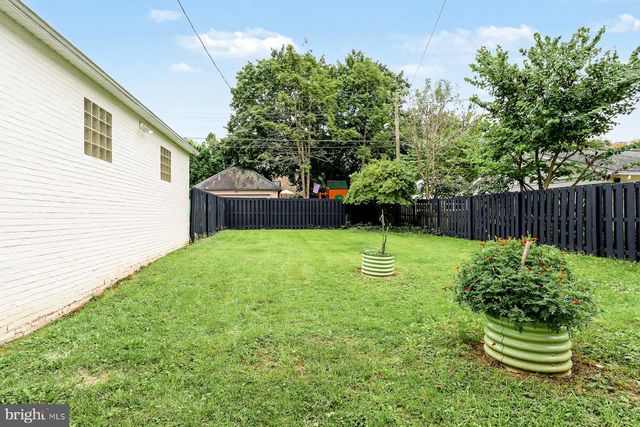 172 SPRINGDALE RD, York, PA 17403
