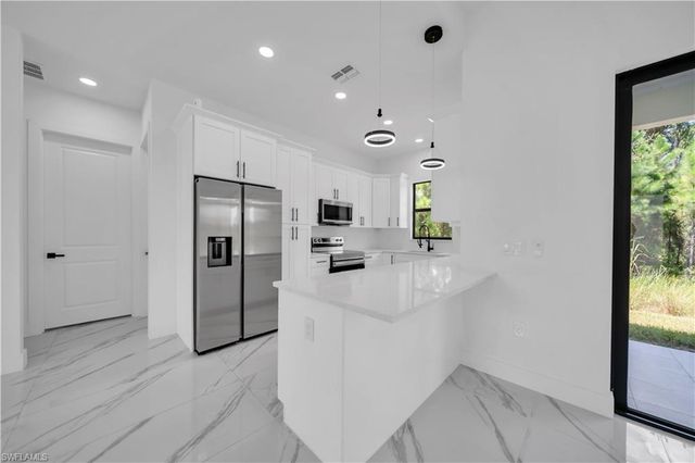 505 E 9TH ST, Lehigh Acres, FL 33972