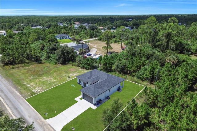 505 E 9TH ST, Lehigh Acres, FL 33972