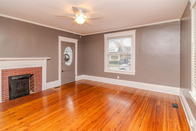 214 S Burns Avenue, Winchester, KY 40391