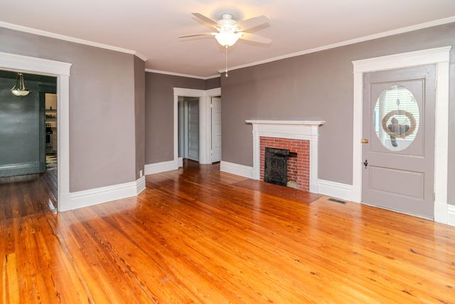 214 S Burns Avenue, Winchester, KY 40391