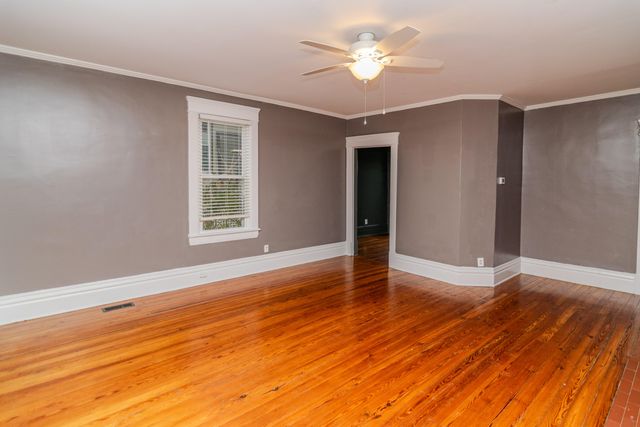 214 S Burns Avenue, Winchester, KY 40391