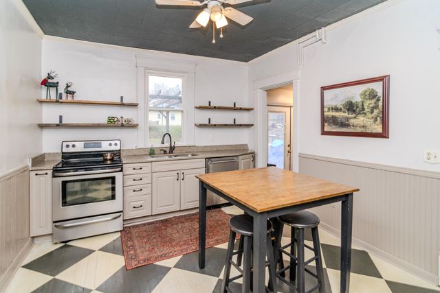 214 S Burns Avenue, Winchester, KY 40391