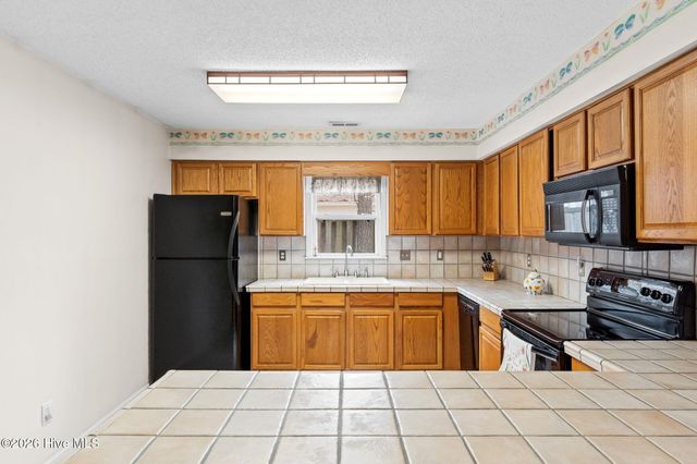 8 Court 1 Northwest Drive, Carolina Shores, NC 28467