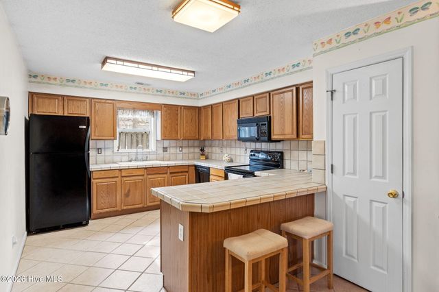 8 Court 1 Northwest Drive, Carolina Shores, NC 28467