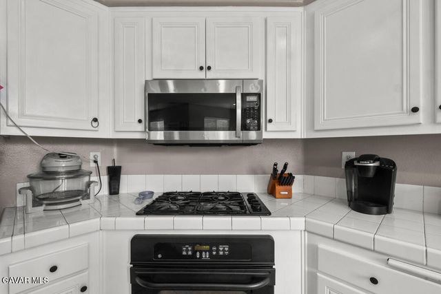 42303 W 59th Street, Lancaster, CA 93536
