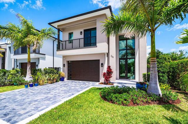 239 NE 11th Street, Delray Beach, FL 33444