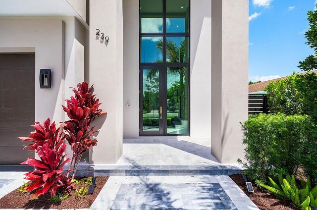 239 NE 11th Street, Delray Beach, FL 33444
