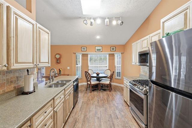 952 N SAVARY AVENUE, Inverness, FL 34453