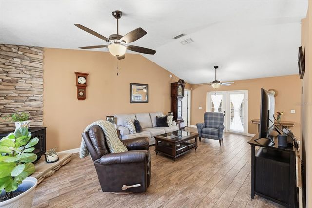 952 N SAVARY AVENUE, Inverness, FL 34453