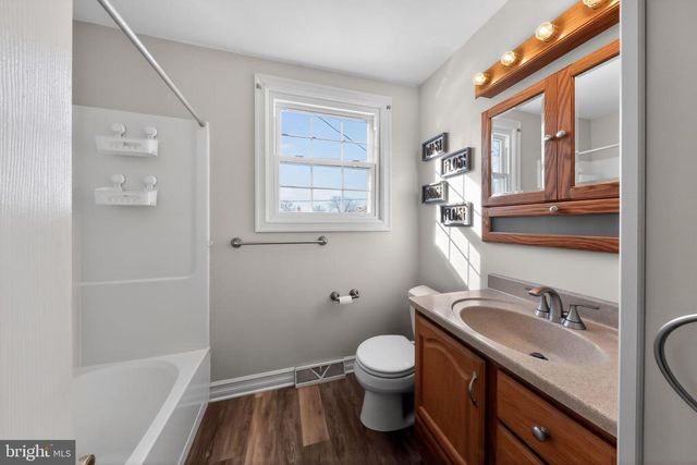 715 OLD DARLEY RD, Claymont, DE 19703