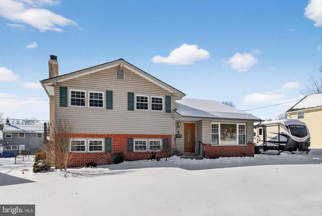 715 OLD DARLEY RD, Claymont, DE 19703