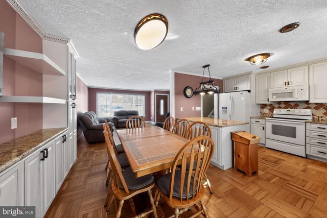 715 OLD DARLEY RD, Claymont, DE 19703