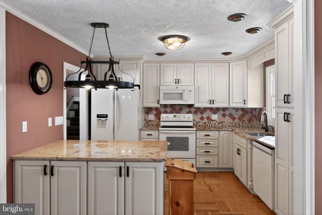 715 OLD DARLEY RD, Claymont, DE 19703