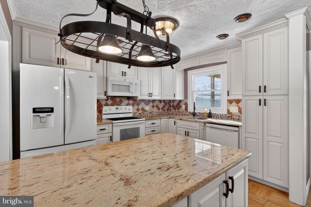 715 OLD DARLEY RD, Claymont, DE 19703