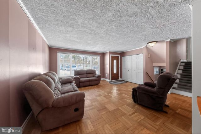 715 OLD DARLEY RD, Claymont, DE 19703