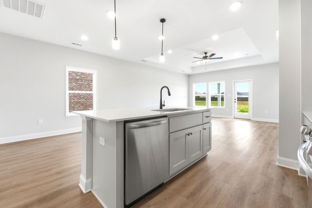 160 Aurora Circle, Fayetteville, TN 37334